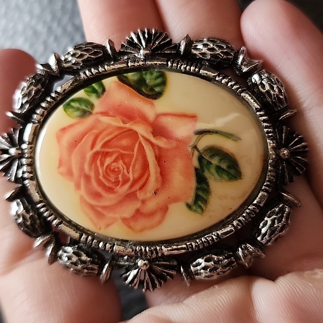 Vtg Brooch